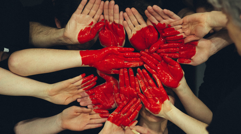 COMO PUEDE OPERAR EL AMOR EN POLITICA